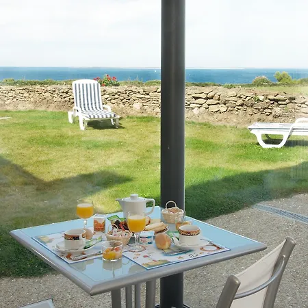 Logis Vent D'iroise Hotel 3*