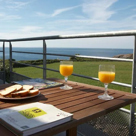 Logis Vent D'iroise Hotel 3*