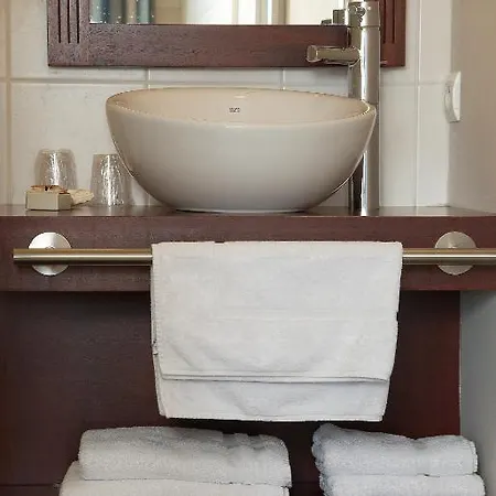 Logis Vent D'iroise Hotel
